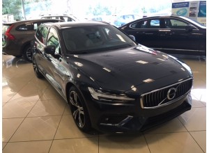 NUOVA VOLVO V60. ISPIRATA DAL PASSATO, PROGETTATA PER IL FUTURO.